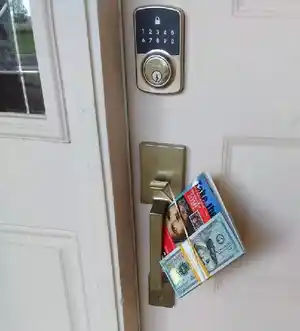 Example of 
                Good News on the door
